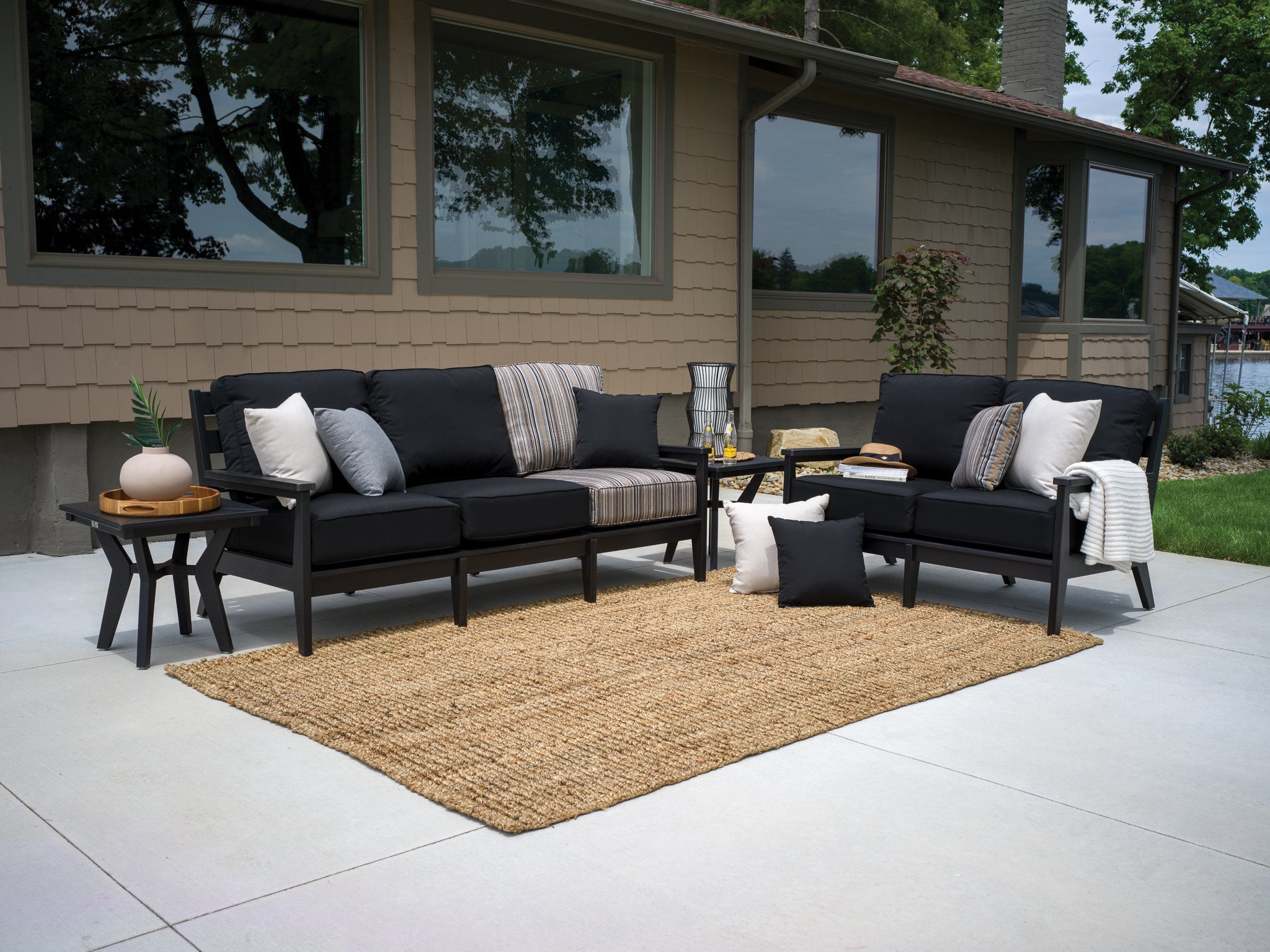 Outdoor Cushion Seating