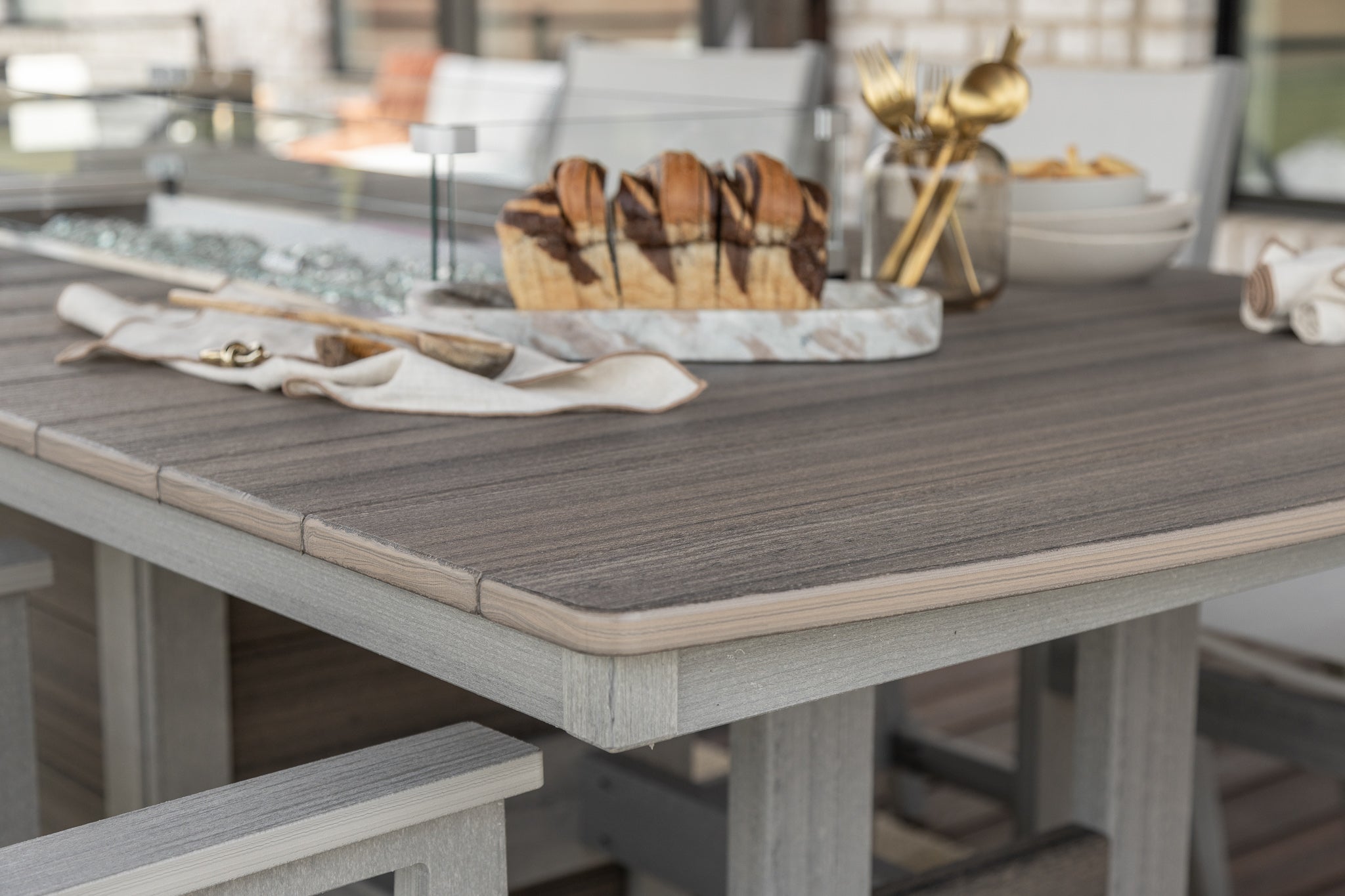 Garden Classic 44' x 96" Rectangular Fire Table