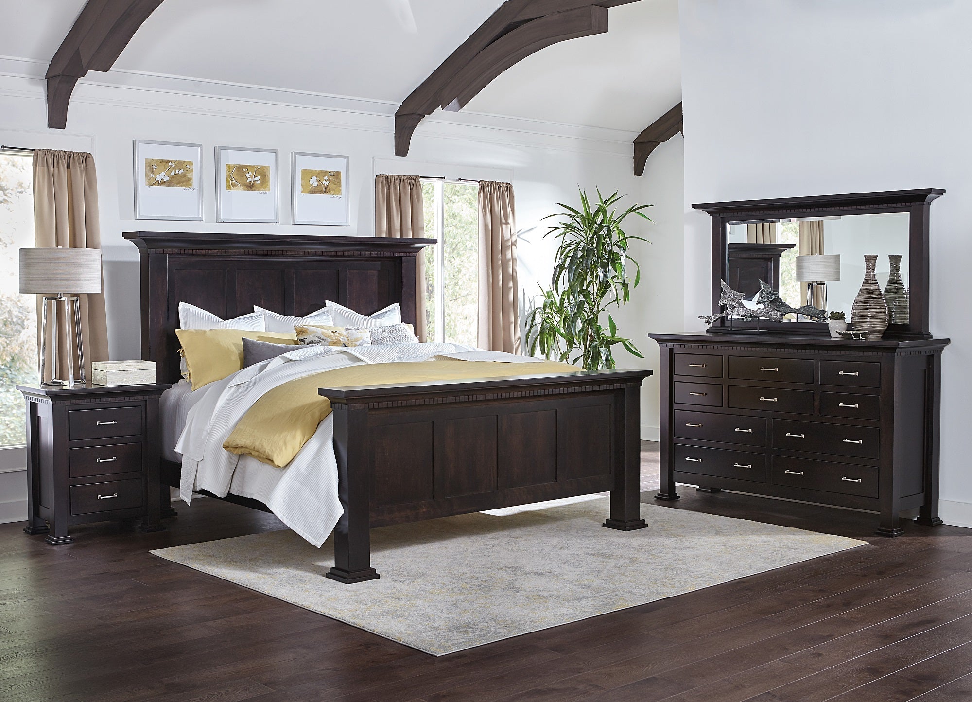 Empire Dresser
