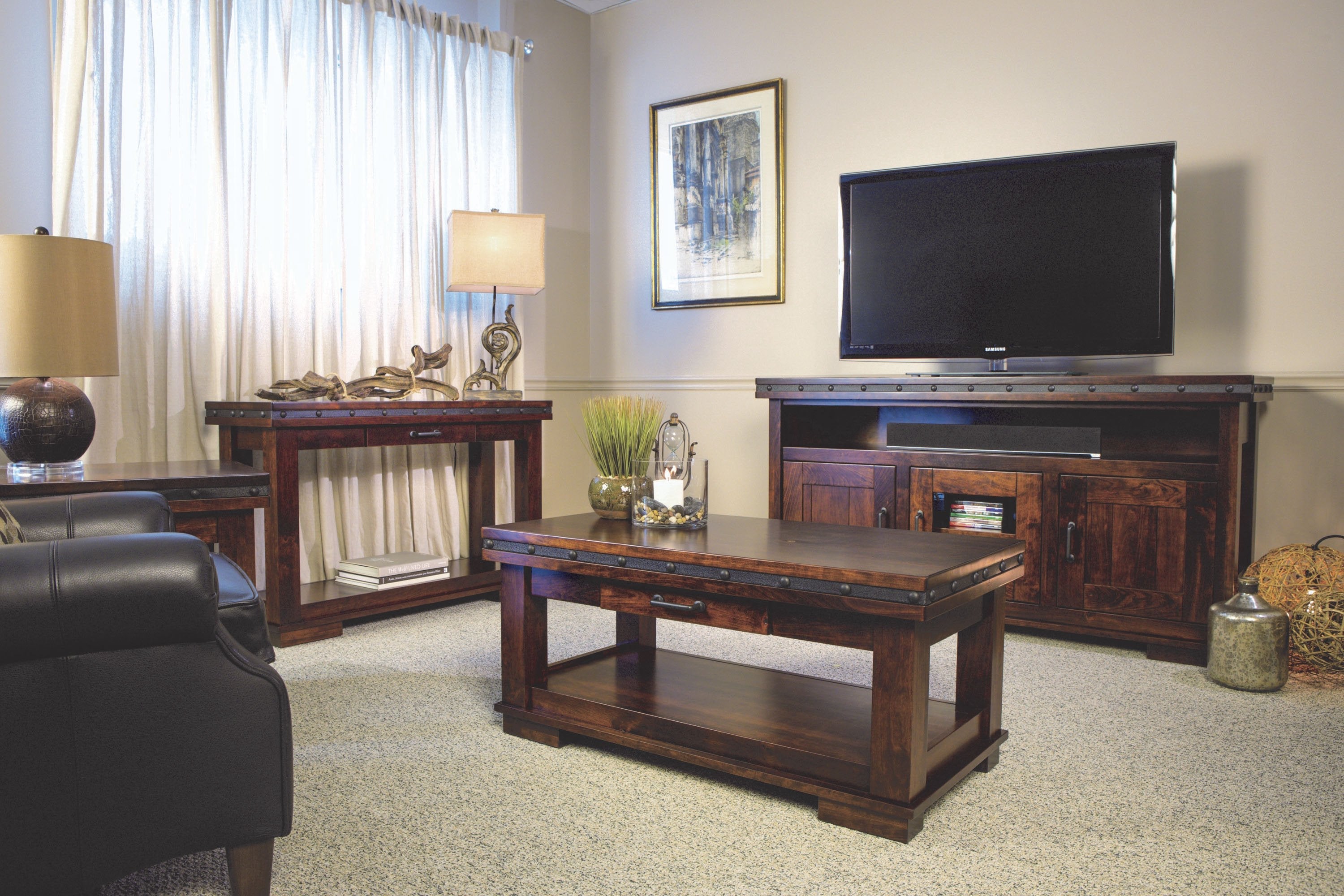 Pasadena Round Coffee Table